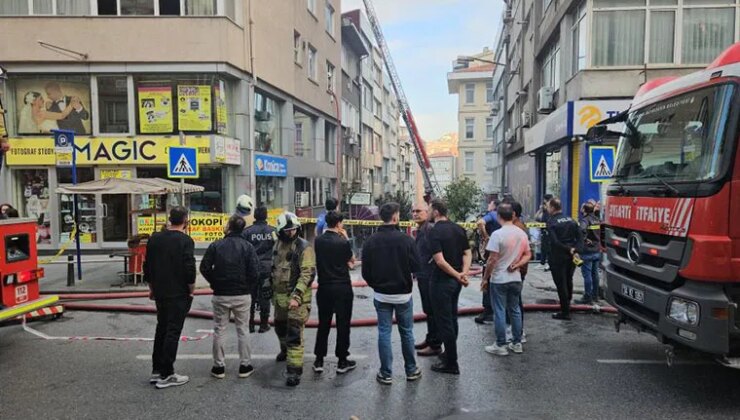 Şişli’de restoranda yangın: İki binaya sıçradı!
