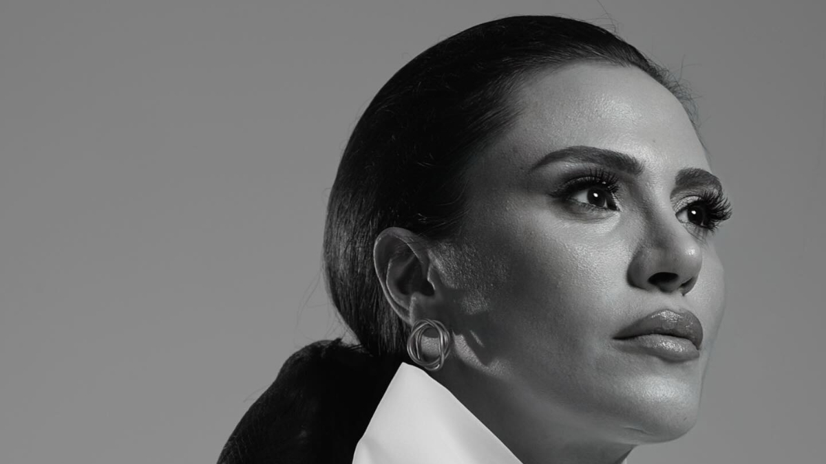 Şükran Ovalı imaj yeniledi! Ünlü oyuncunun yeni saçlarına yorum yağdı