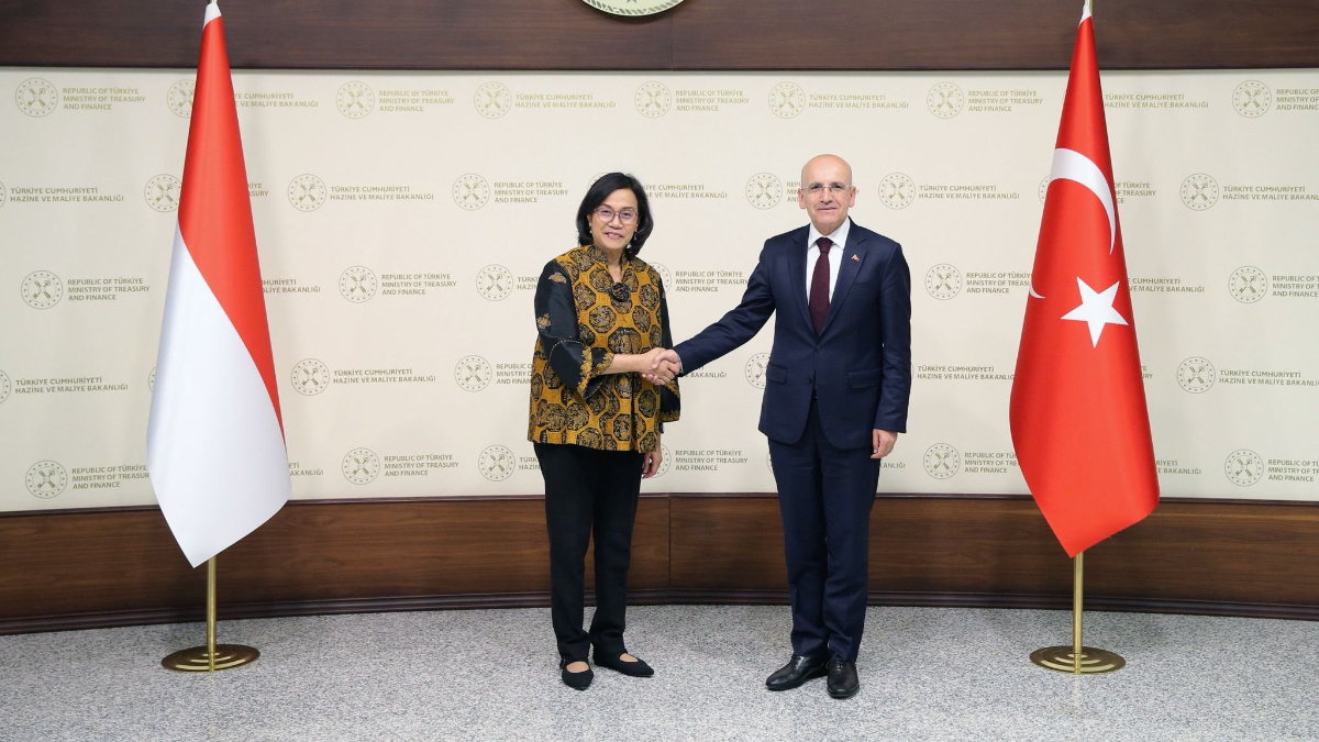 Türkiye ve Endonezya Maliye Bakanları görüştü