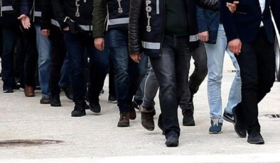 Türkiye’nin kırmızı bültenle aradığı 7 kişi gözaltına alındı