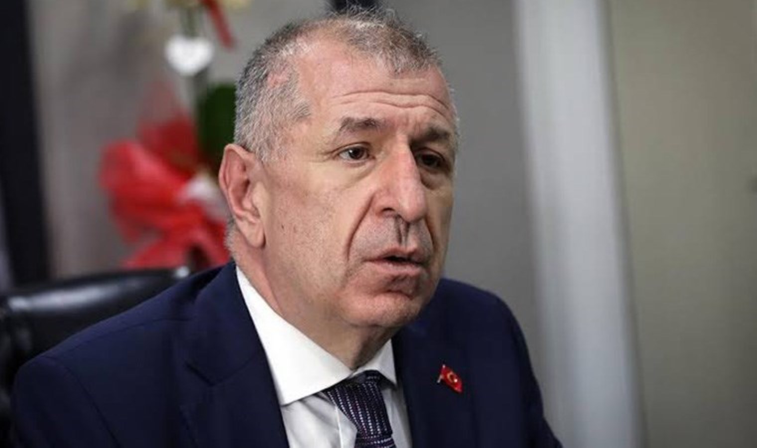 Ümit Özdağ’ın ‘MİT’ davası ertelendi