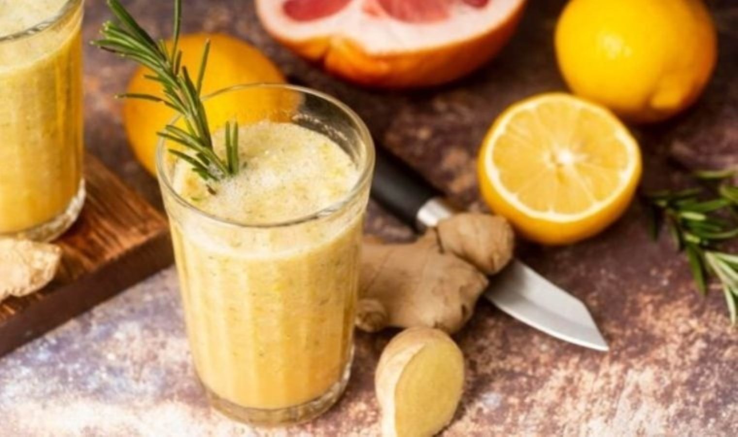 Uykudan uyanır uyanmaz için! 3 günde 5 kilo verdiren içecek