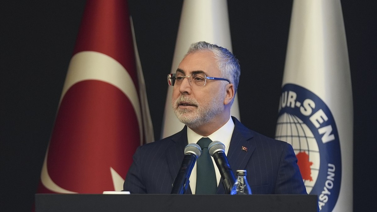 Vedat Işıkhan: Kamuda sendikalaşma oranı yüzde 75,2’ye yükseldi