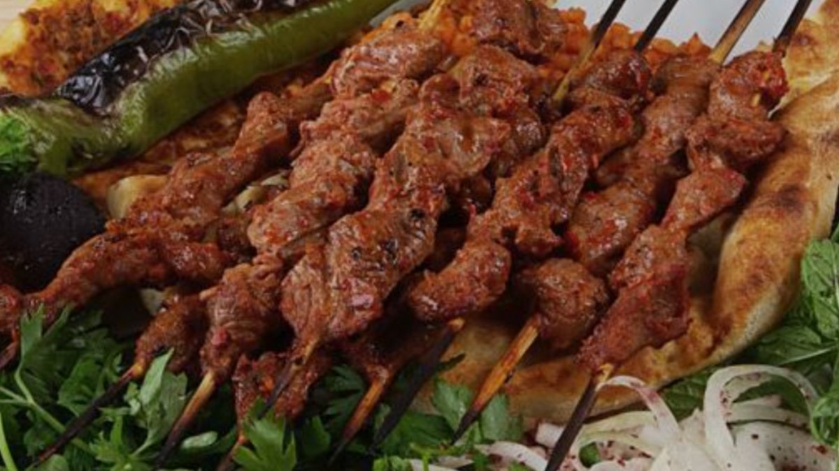 Yeni liste açıklandı: Kuzu şişte tavuk eti