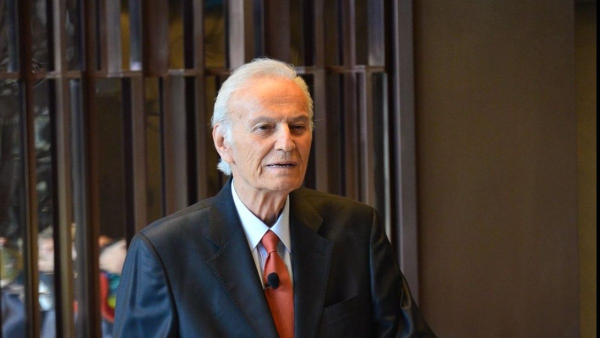 Yeşilçam’ın yıldız ismi Ediz Hun ilk kez açıkladı: “Kanseri yendim”