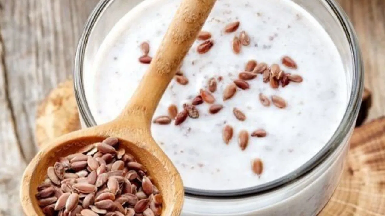 Yoğurdun içine bir kaşık atmanız yeterli: Kolesterolü anında dengeliyor