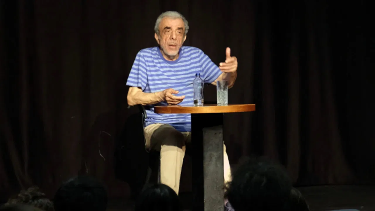 Yönetmen Ali Özgentürk hayatını kaybetti