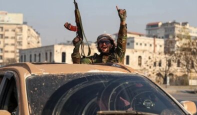 ABD’den Suriye ordusuna ‘cihatçı’ onayı: Binlerce yabancı savaşçı entegre ediliyor