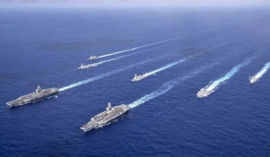 ABD’nin savaş makinesi Ortadoğu’ya yanaşıyor