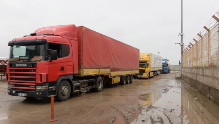 Abdulkadir Uraloğlu: Türkiye ile Suriye arasında aktarmasız nakliye başlıyor