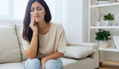 Ağız sağlığına zarar veriyor, gülüşünüzü gölgeliyor: Diş sağlığını tehdit eden 8 besin