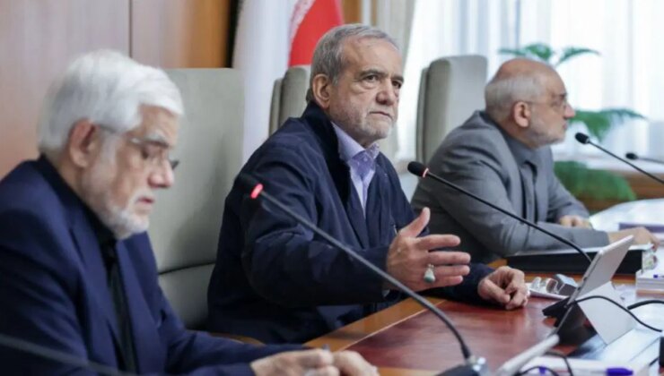 Ateş altında bir araya geldiler! İran Cumhurbaşkanı Pezeşkiyan kabineyi topladı