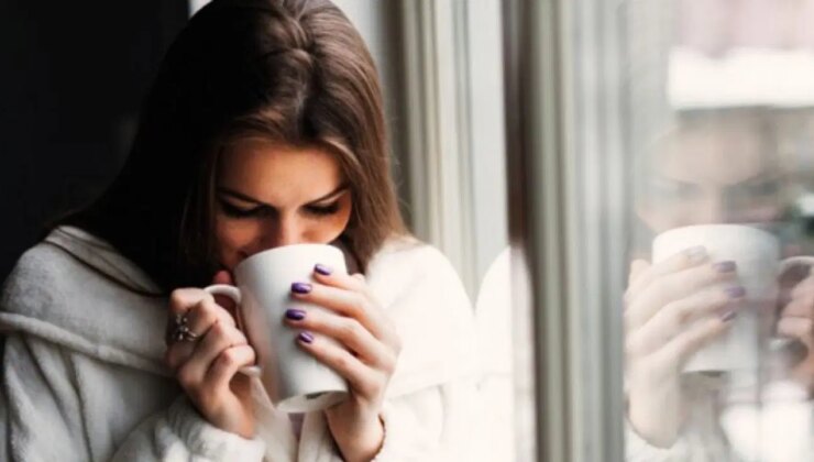 Bilim insanları açıkladı: Bu içecek kadınlarda yaşlanmayı geciktiriyor