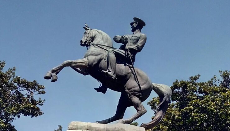 Bu yıl da Atatürk ve Samsun’un simgeleri yok