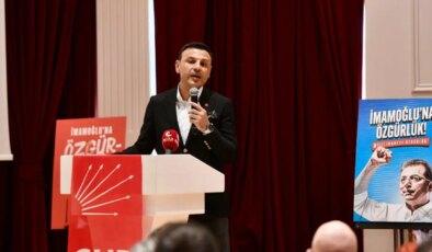 CHP İstanbul İl Başkanlığı ‘Deprem ve Afet Çalıştayı’ düzenledi: ‘Deprem siyasetin değil ortak aklın konusudur’