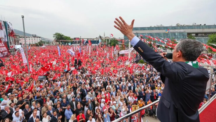 CHP Lideri Özel’den Bayburt mitingi mesajı: Adalet mücadelesinin ateşini Bayburt’tan yükselteceğiz