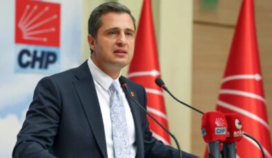 CHP Sözcüsü Deniz Yücel: ‘Kurultayı tartışmak ve tartıştırmak iktidarın ekmeğine yağ sürmektir’