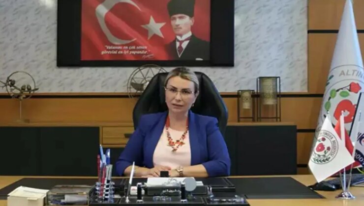 CHP’li Altınova Belediye Başkanı, partisinden istifa etti