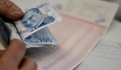 CHP’li Kadim Durmaz, esnafın prim gün sayısının indirileceği vaadinin neden yerine getirilmediğini sordu