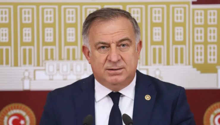 CHP’li Zeybek’ten İzmir grevi için kritik açıklama