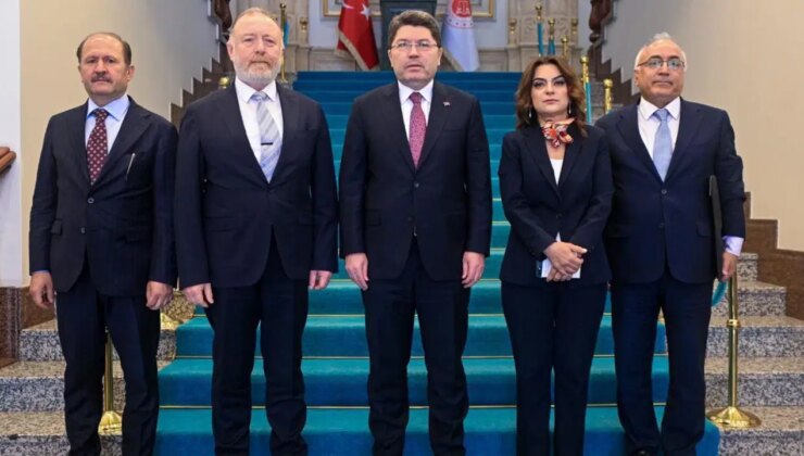 DEM Parti heyeti Bakan Yılmaz Tunç ile görüştü: ‘Cezaevlerindeki sorunları dile getirdik’