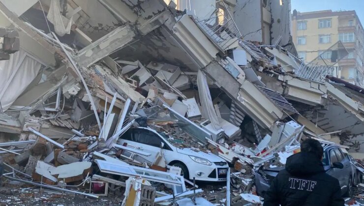 Depremde 43 kişiye mezar olan apartmanın davasında ilginç olay: Savcı mütalaada bulunmadı, salondan çıktı