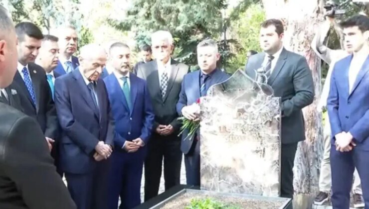 Devlet Bahçeli’den bayram sabahı ‘anayasa’ mesajı: ‘Bayram sonrası TBMM’ye önemli görev düşüyor’