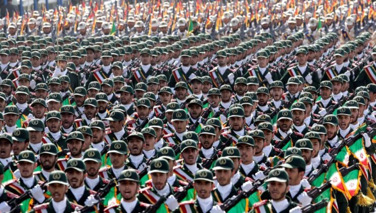 Devrim Muhafızları’ndan ABD ve İsrail’e rest: ABD’de alarm seviyesi yükseltildi