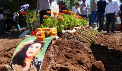 Diyarbakırlı ünlü şarkıcı Ayşe Şan’ın cenazesi 29 yıl sonra memleketine getirildi