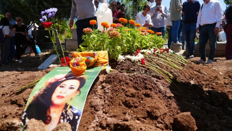 Diyarbakırlı ünlü şarkıcı Ayşe Şan’ın cenazesi 29 yıl sonra memleketine getirildi