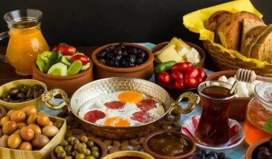 Dünyanın en iyi 100 kahvaltısı seçildi: Türkiye zirvede!