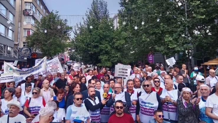 Engelli yurttaşlar hakları için yürüdü: ‘Saraya değil, engelliye bütçe’