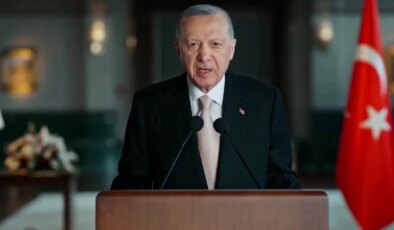 Erdoğan’dan bayram mesajında ‘CHP’ yorumu: ‘Üzüntü duyuyoruz, yanlışta ısrar son bulmalı’