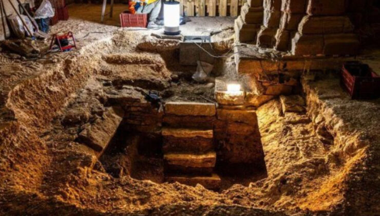 Fransa’da 400 yıllık mühürlü mezar bulundu