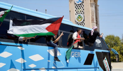 Gazze’ye umut taşıyan konvoy, 2 gündür engelleniyor