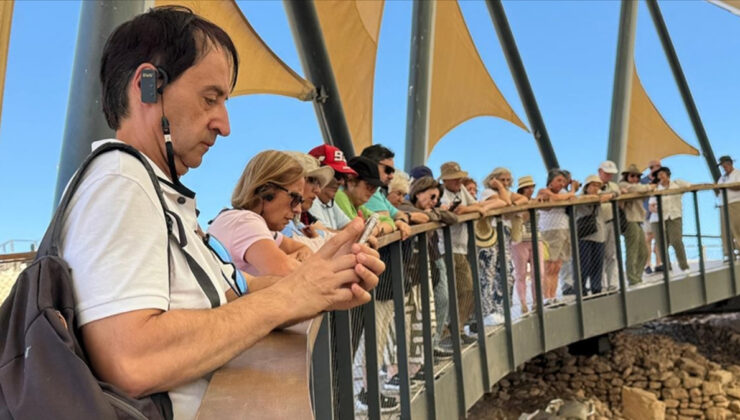 Göbeklitepe’de ziyaretçi yoğunluğu yaşanıyor