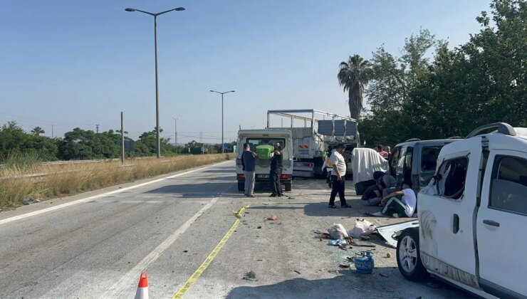 Hatay’da kamyon 3 araca çarptı: 1 ölü, 10 yaralı