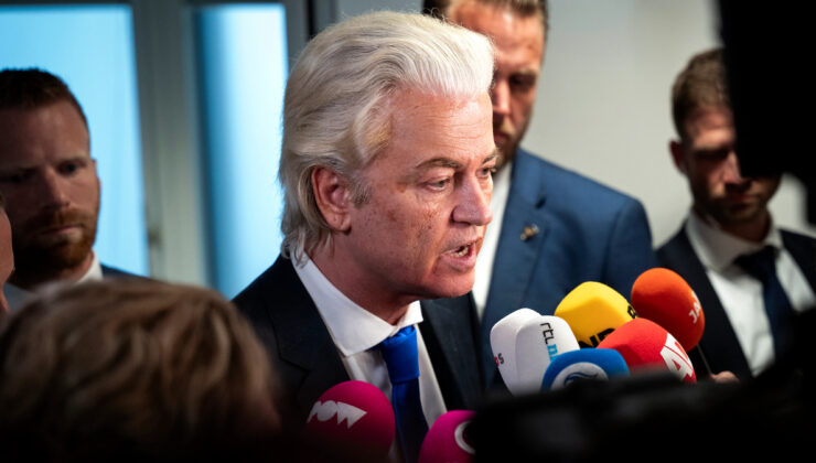 Hollanda’da hükümet düştü