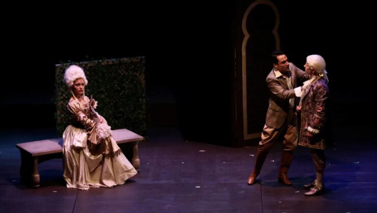 Hollywood’un romantik komedisi “Singin’ in the Rain” müzikali sanatseverlerle buluşacak