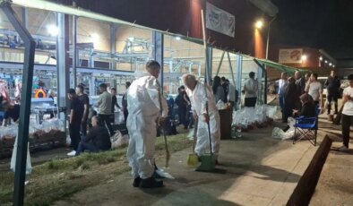 İBB’nin temizlik ekipleri Kurban Bayramı kesim alanlarında görev başında