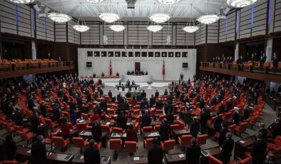 ‘İkiyüzlülük’ dedi, iktidara seslendi! CHP’den İklim Kanunu Teklifi’ne tepki: ‘Doğayı sermayeye teslim ediyorsunuz!’