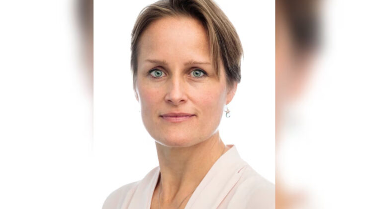 İngiliz istihbaratının başına ilk kez bir kadın atandı