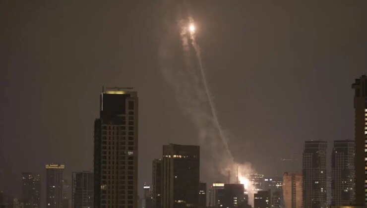İran Genelkurmay Başkanı’ndan uyarı: ‘Bu bölgeleri terk etsinler!’