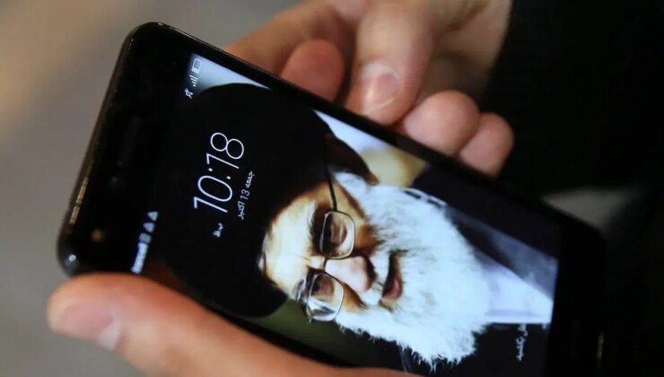 İran’dan flaş karar: Devlet yetkililerine cep telefonu yasağı