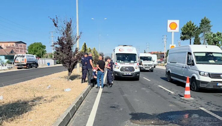 İşçi servisleri çarpıştı: Yaralılar var!