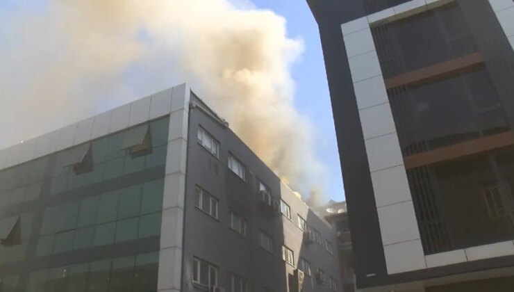 İstanbul’da iş merkezinde korkutan yangın!