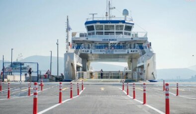 İzmir’de feribot sefer ve ücret tarifesine zam