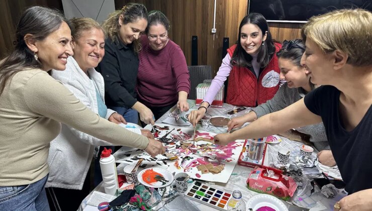 Kadınlar, Hayat Hikâyelerini Sanatla Anlatıyor
