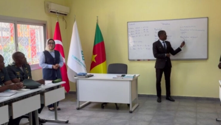 Kamerun’da askeri personele ilk kez Türkçe dersi verildi