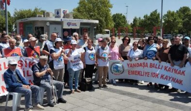 Kartal’da emeklilerden geçim eylemi: ‘Krizi biz yaratmadık, faturasını da biz ödemeyeceğiz’